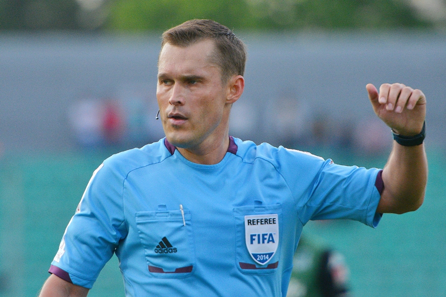 РФПЛ-2015/16: больше всех игр отсудил Безбородов, лидер по пенальти — Левников РФПЛ-2015/16: больше всех игр отсудил Безбородов, лидер по пенальти — Левников