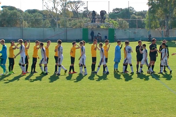 2002_polufinal.jpg