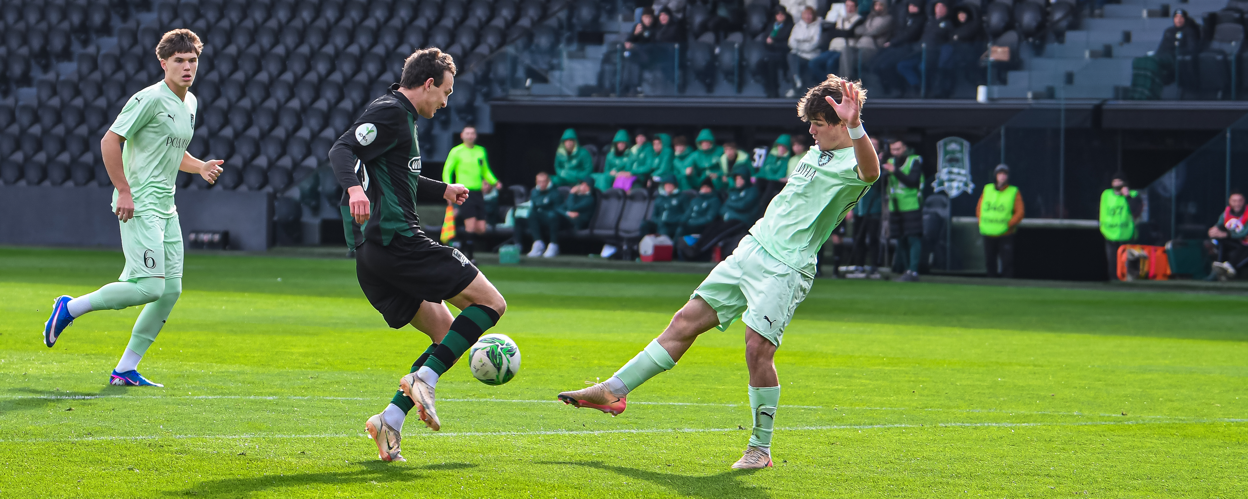 Фоторепортаж с матча 1-го тура МФЛ «Краснодар»-М – «Родина»-М