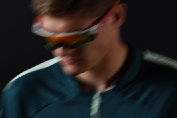 0010_008.jpg